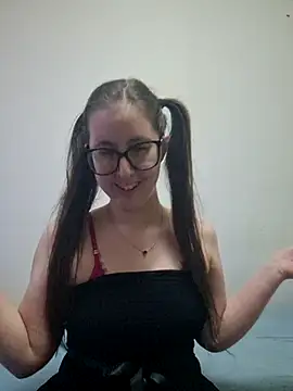 Snapshot of Sarah459 chatting on February 17, 2026, 5:32 pm Sarah459 online show from February 17, 2026, 5:32 pm