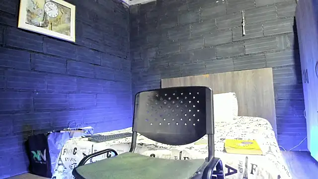 Snapshot of taurus_boy1 chatting on March 4, 2025, 9:54 pm taurus boy1 online show from March 4, 2025, 9:54 pm