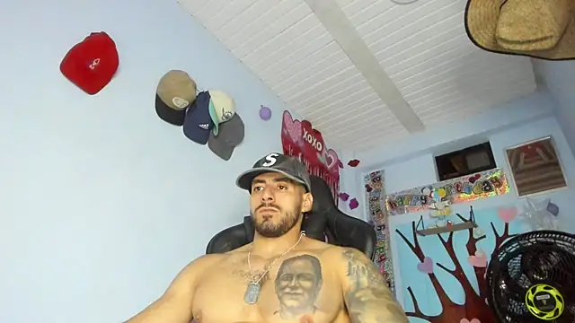 Snapshot of _Poseidon1_ chatting on July 19, 2026, 12:30 am Poseidon1 online show from July 19, 2026, 12:30 am