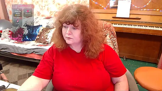 RoseRed69 online show from November 12, 2025, 3:32 am