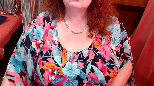 RoseRed69 online show from May 3, 2026, 5:12 am