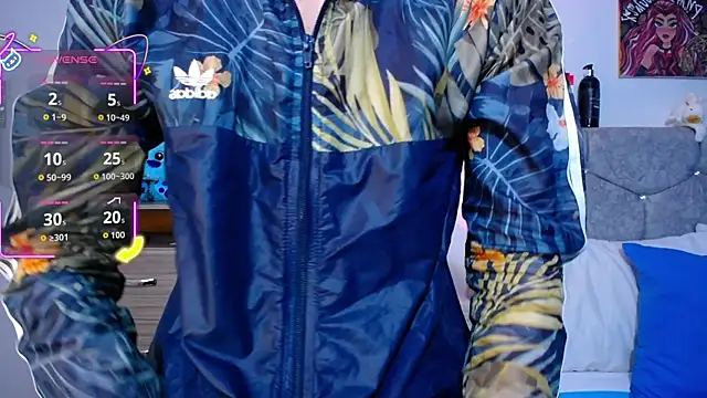 OwenBluee online show from November 13, 2025, 6:06 am