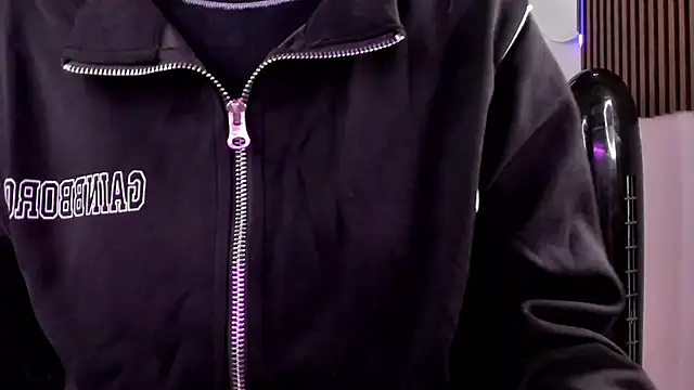 mia six66 online show from February 7, 2026, 12:13 pm