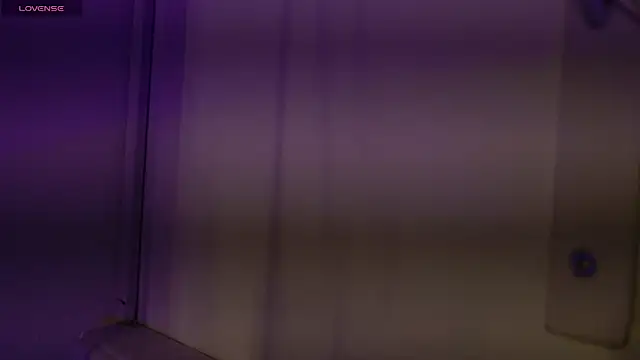 mia six66 online show from November 3, 2025, 5:27 pm