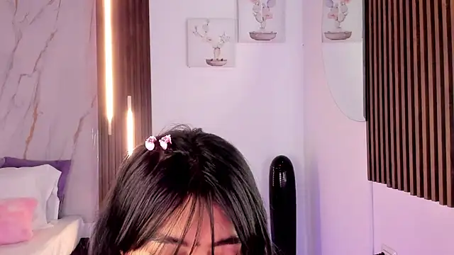 mia six66 online show from October 5, 2025, 12:07 pm