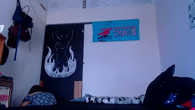 Snapshot of Zafiro_subversiva chatting on November 12, 2025, 3:05 pm Zafiro subversiva online show from November 12, 2025, 3:05 pm