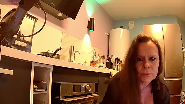 Snapshot of Endrocleia chatting on March 13, 2026, 1:10 am Endrocleia online show from March 13, 2026, 1:10 am