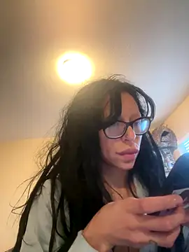 Snapshot of myloveforyouu chatting on December 17, 2025, 2:00 pm myloveforyouu online show from December 17, 2025, 2:00 pm