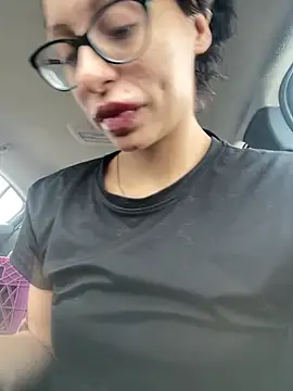 Snapshot of myloveforyouu chatting on March 7, 2026, 4:12 pm myloveforyouu online show from March 7, 2026, 4:12 pm