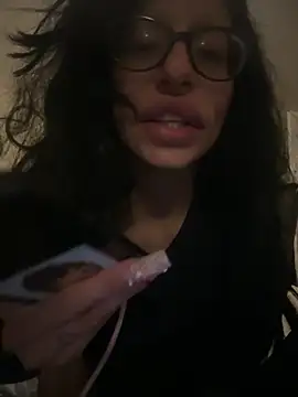 myloveforyouu online show from January 12, 2026, 3:13 am