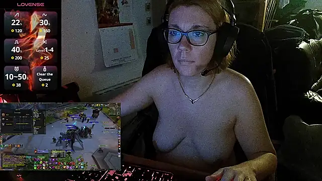 lili-hot-77 online show from December 5, 2024, 7:55 pm