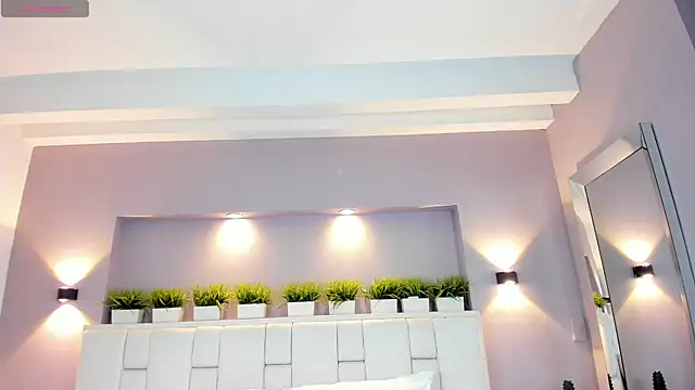 Snapshot of HelenaRoos chatting on November 29, 2025, 7:03 pm HelenaRoos online show from November 29, 2025, 7:03 pm