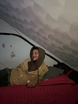 rayyymack online show from February 6, 2026, 2:51 am