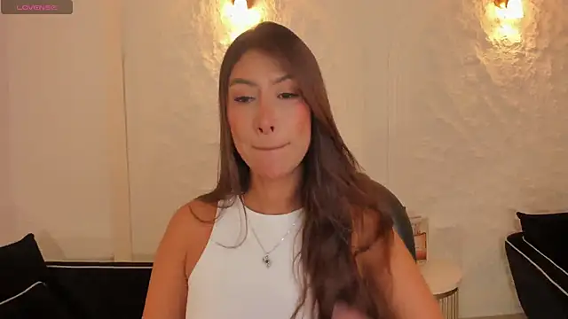 Snapshot of ArianaDumont chatting on November 16, 2025, 10:53 am ArianaDumont online show from November 16, 2025, 10:53 am