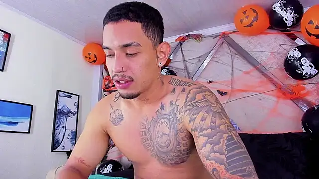 Snapshot of Damian09_ chatting on November 3, 2025, 3:34 am Damian09 online show from November 3, 2025, 3:34 am