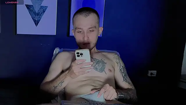 Dylanwhite23  online show from February 14, 2026, 4:45 am