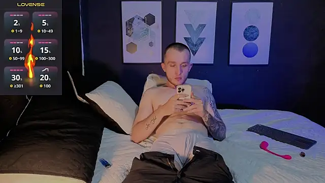 Dylanwhite23  online show from February 19, 2026, 3:47 am