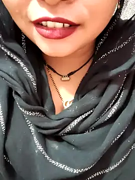 Snapshot of Indian-Nazia chatting on October 16, 2025, 7:44 pm Indian-Nazia online show from October 16, 2025, 7:44 pm