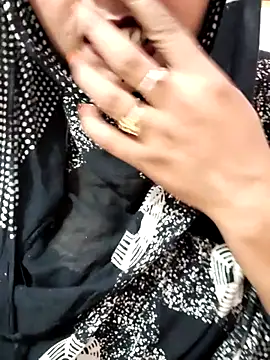 Snapshot of Indian-Nazia chatting on October 31, 2025, 5:31 pm Indian-Nazia online show from October 31, 2025, 5:31 pm