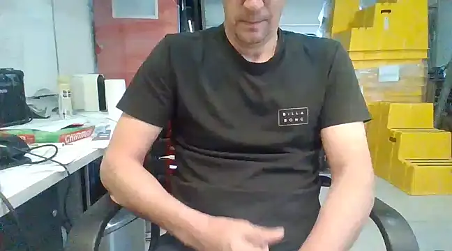 Raimundo1971 online show from December 4, 2024, 1:47 pm