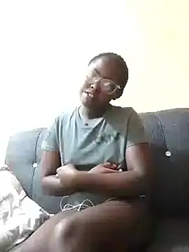 Snapshot of Sweetcecie01 chatting on November 4, 2025, 9:07 pm Sweetcecie01 online show from November 4, 2025, 9:07 pm