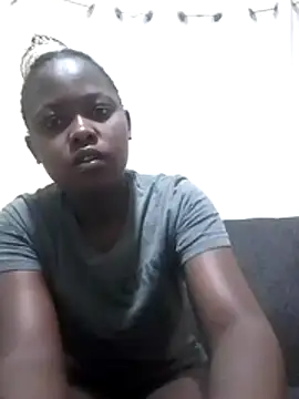 Snapshot of Sweetcecie01 chatting on July 14, 2026, 11:00 pm Sweetcecie01 online show from July 14, 2026, 11:00 pm