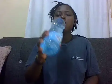 Sweetcecie01 online show from March 13, 2026, 8:58 pm