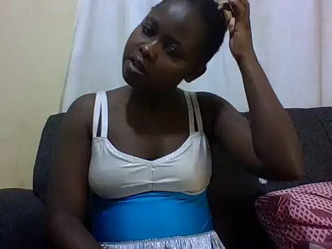 Snapshot of Sweetcecie01 chatting on July 17, 2026, 10:18 pm Sweetcecie01 online show from July 17, 2026, 10:18 pm