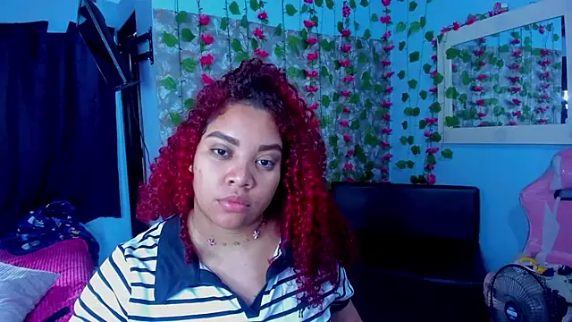 Snapshot of AngelaCoffee chatting on June 17, 2026, 6:40 pm AngelaCoffee online show from June 17, 2026, 6:40 pm