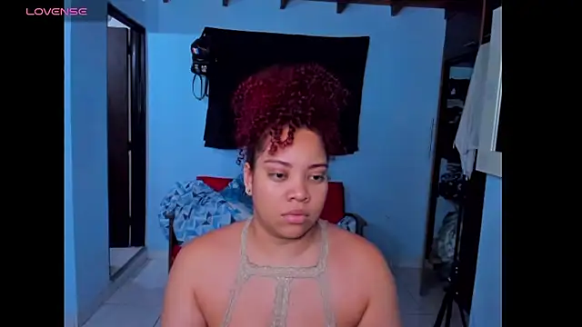 Snapshot of AngelaCoffee chatting on December 4, 2025, 11:04 pm AngelaCoffee online show from December 4, 2025, 11:04 pm