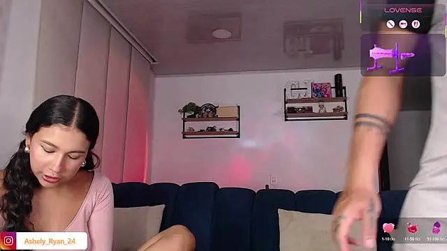 Snapshot of ashely_ryan24 chatting on August 3, 2026, 3:03 am ashely ryan24 online show from August 3, 2026, 3:03 am