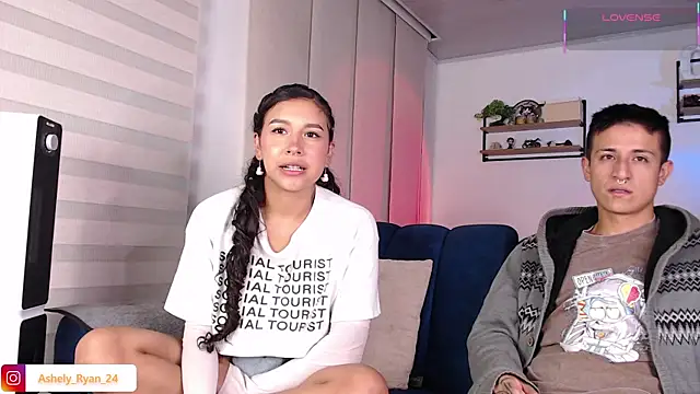 Snapshot of ashely_ryan24 chatting on August 10, 2026, 1:56 am ashely ryan24 online show from August 10, 2026, 1:56 am