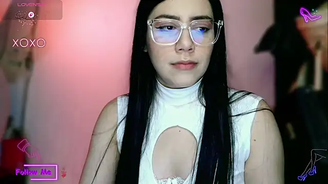 Snapshot of LauGrayJ chatting on October 24, 2025, 9:58 pm LauGrayJ online show from October 24, 2025, 9:58 pm