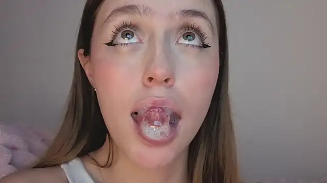 Snapshot of SofiaGc chatting on October 27, 2025, 3:40 am SofiaGc online show from October 27, 2025, 3:40 am