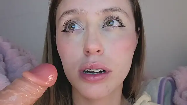 Snapshot of SofiaGc chatting on October 19, 2025, 2:25 am SofiaGc online show from October 19, 2025, 2:25 am