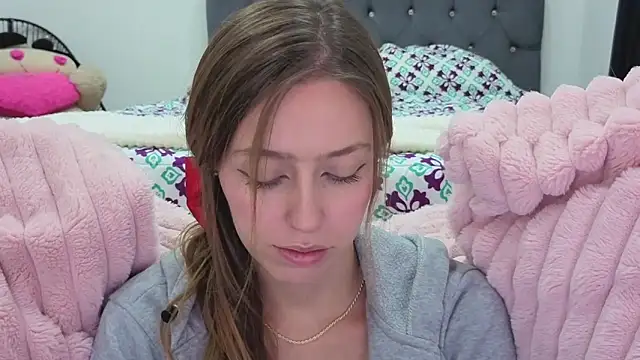 Snapshot of SofiaGc chatting on March 11, 2026, 3:55 am SofiaGc online show from March 11, 2026, 3:55 am