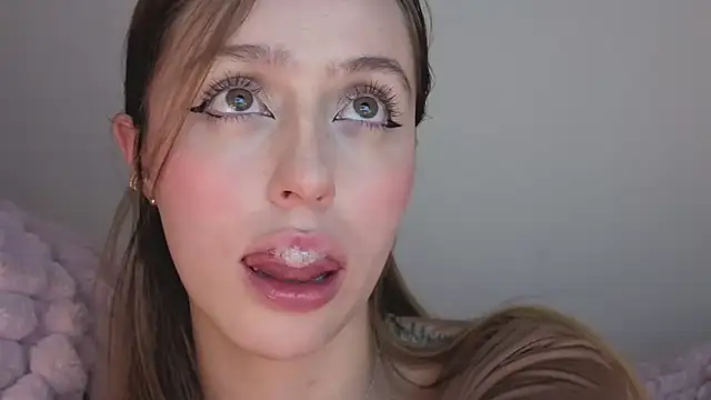 Snapshot of SofiaGc chatting on October 21, 2025, 3:06 am SofiaGc online show from October 21, 2025, 3:06 am