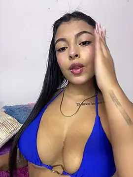 Snapshot of Dulce-diosa chatting on August 7, 2026, 7:42 pm Dulce-diosa online show from August 7, 2026, 7:42 pm