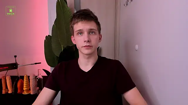 Snapshot of MarkGWalker chatting on February 16, 2025, 3:38 pm MarkGWalker online show from February 16, 2025, 3:38 pm