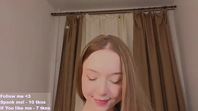 Snapshot of VioletMills chatting on March 13, 2025, 8:54 pm VioletMills online show from March 13, 2025, 8:54 pm