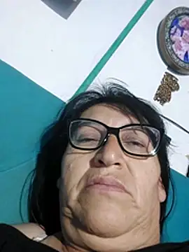 clarita 01 online show from June 25, 2026, 10:59 pm