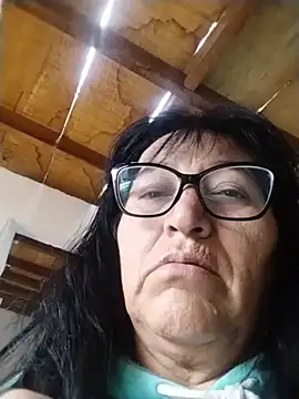 Snapshot of clarita_01 chatting on June 14, 2026, 3:46 pm clarita 01 online show from June 14, 2026, 3:46 pm