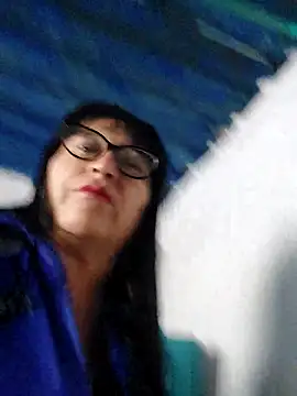 Snapshot of clarita_01 chatting on December 2, 2025, 12:40 pm clarita 01 online show from December 2, 2025, 12:40 pm