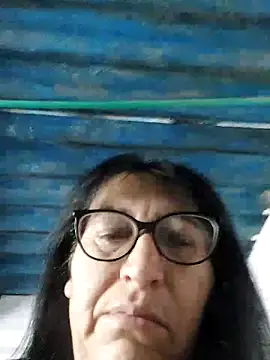 Snapshot of clarita_01 chatting on November 28, 2025, 12:38 pm clarita 01 online show from November 28, 2025, 12:38 pm