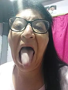 clarita 01 online show from July 17, 2026, 10:01 am