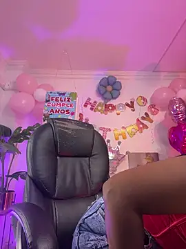 Snapshot of JANYLOVE__ chatting on June 17, 2026, 10:58 am JANYLOVE online show from June 17, 2026, 10:58 am