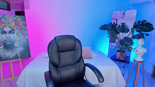 JANYLOVE   online show from February 19, 2026, 10:56 am