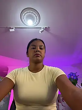 Snapshot of JANYLOVE__ chatting on August 1, 2026, 10:46 am JANYLOVE online show from August 1, 2026, 10:46 am