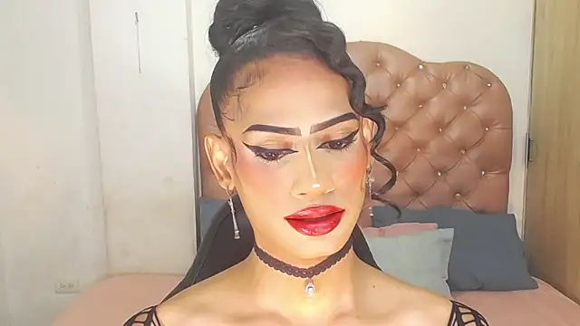 Snapshot of Aslhy_Goddessx chatting on October 12, 2025, 12:56 am Aslhy Goddessx online show from October 12, 2025, 12:56 am