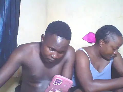 Dark Queenchocolate online show from October 19, 2025, 8:33 pm